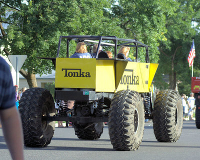Image: Big toy — Cool Tonka Truck