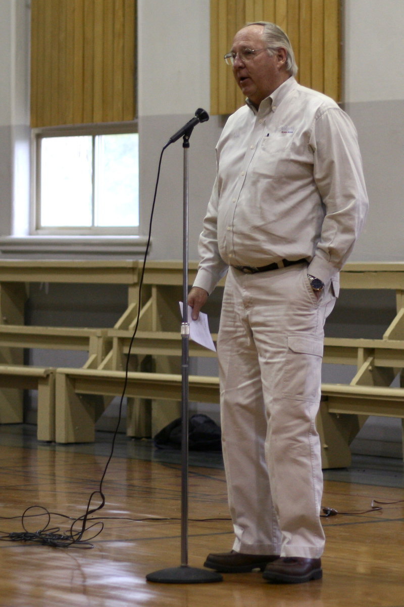 Image: Kent Ward — Former mayor Kent F. Ward talking about Loveday’s long public service to the community.