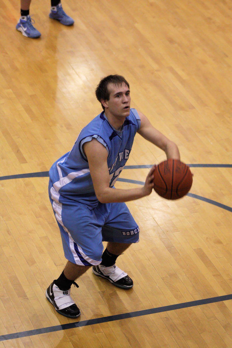 Image: Kyler Carlsen — Carlsen hit 31 points against against the Mustangs.