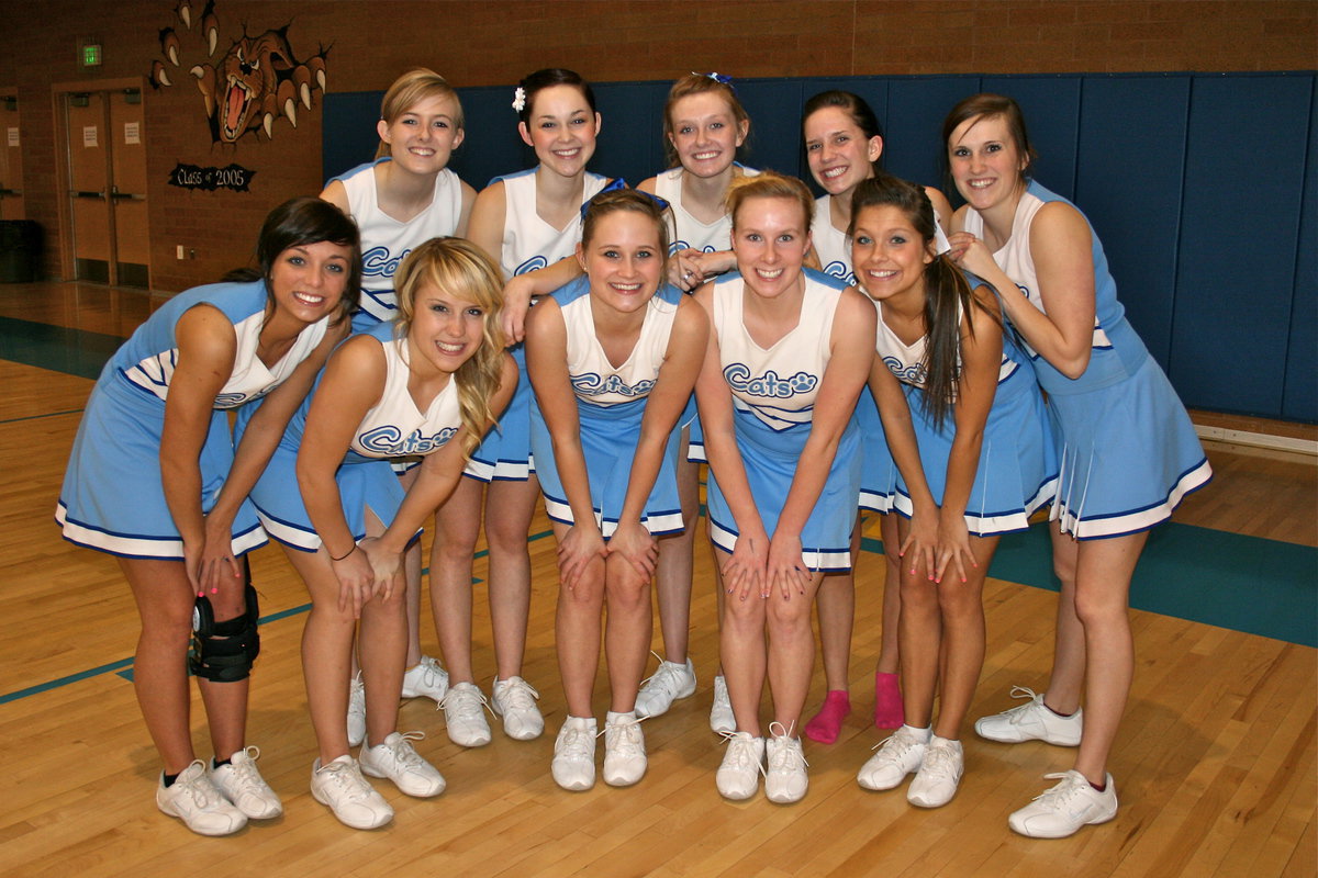 Image: Bobcat Cheerleaders