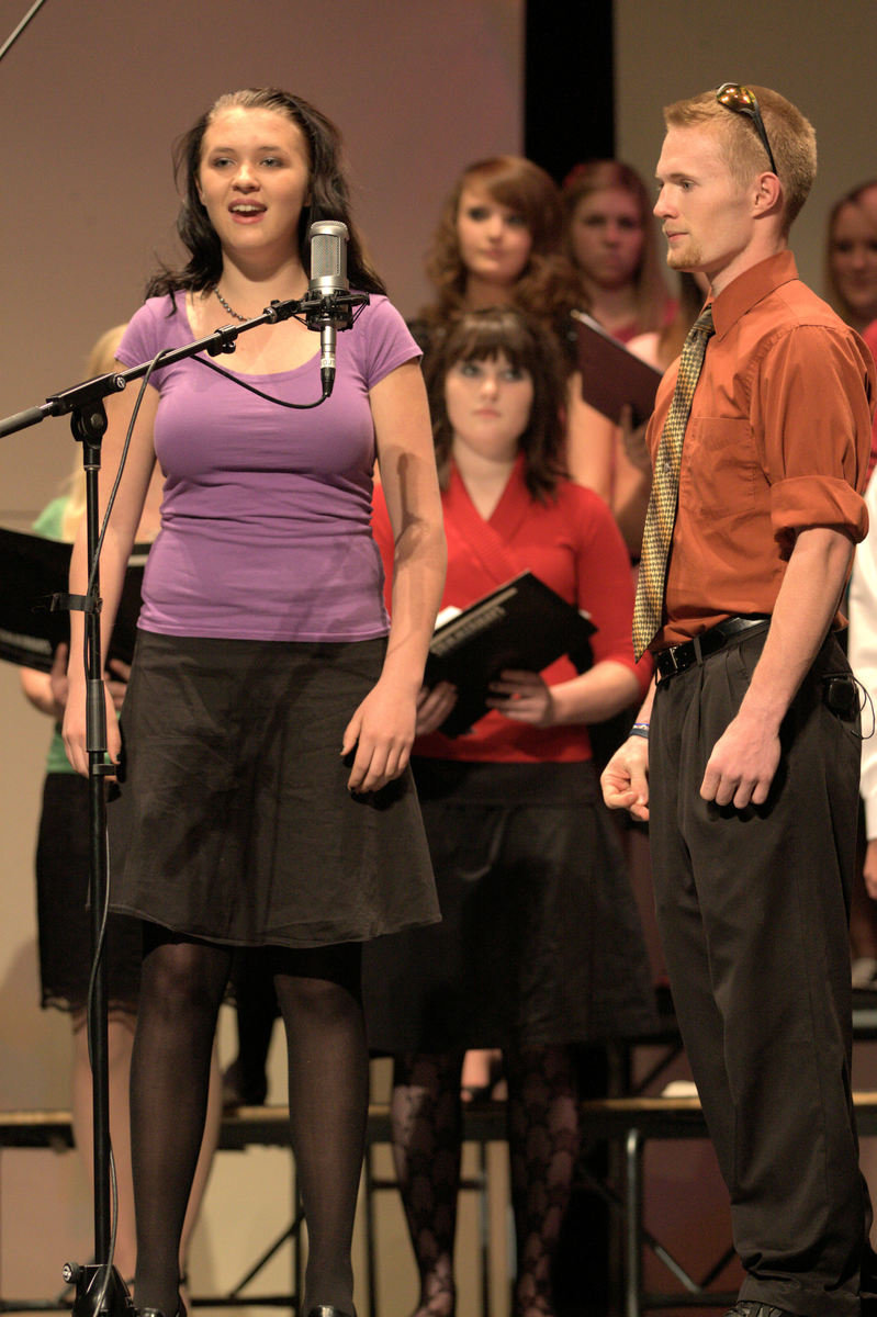 Image: Chelsey Jenkins and Kinnen Hawes sing a duet on “Phantom of the Opera” by Lloyd Webber &amp; Ed Lojeski