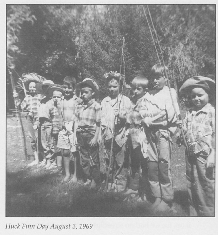 Image: Huck Finn Day’s Costumes
