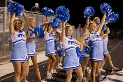 Image: Sky View Cheerleaders love their Bobcats.