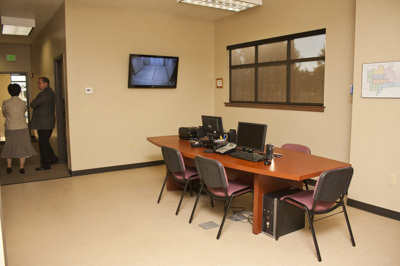 Image: Smaller meeting area with surveillance equipment