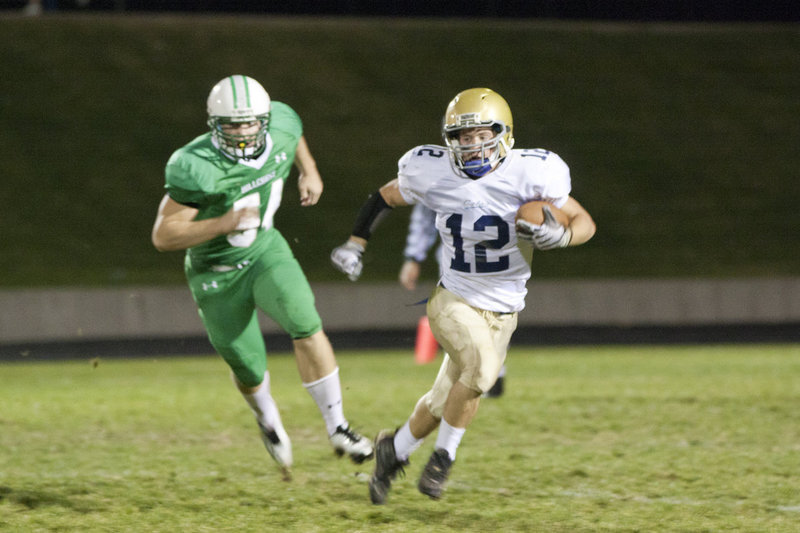 Image: Alex Watts (#12) with 1 of 13 carries.