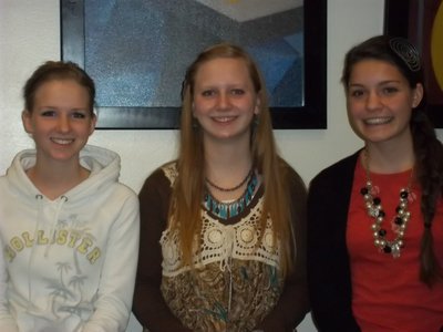 Image: November Sophomores:
    Abby Freeman, Sari Christensen, Elise Clark